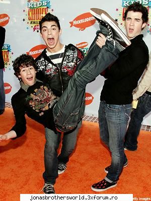 Poze cu ei - Hell printess micky - JONAS BROTHERS